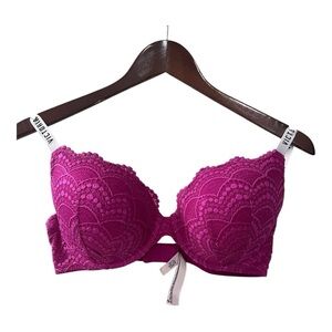 Victoria’s Secret T Shirt Push Up Full Coverage Bra Size 36C